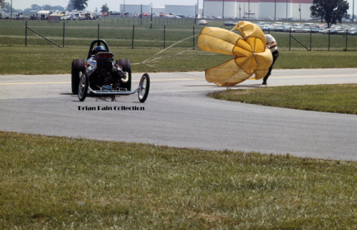 Dragster yellow shoot 8x12 300